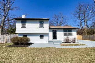 6018 Woodland Ln, Clinton, MD 20735 - Photo 1