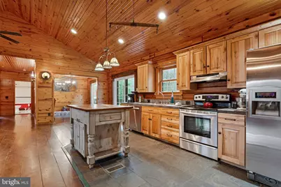 18304 Cedarville Road, Brandywine, MD 20613 - Photo 6