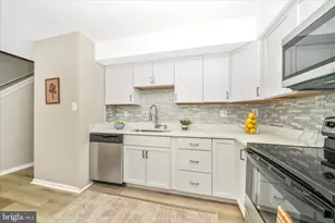 7411 Shady Glen Terrace, Capitol Heights, MD 20743 - Photo 6