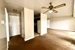 9282 Adelphi Rd, Hyattsville, MD 20783 - Photo 4