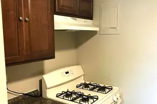 9282 Adelphi Rd, Hyattsville, MD 20783 - Photo 8