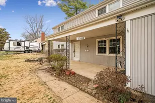 12414 Starlight Ln, Bowie, MD 20715 - Photo 6