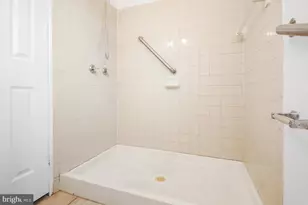 6212 Carters Ln, Riverdale, MD 20737 - Photo 20