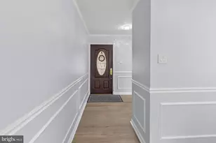 12010 Maycheck Ln, Bowie, MD 20715 - Photo 2