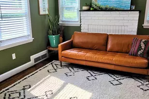 200 Mohican Dr, Oxon Hill, MD 20745 - Photo 2