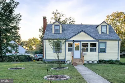 200 Mohican Drive, Oxon Hill, MD 20745 - Photo 1