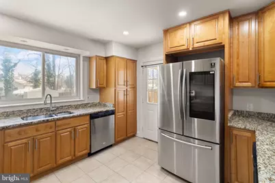 6812 Westchester Court, Temple Hills, MD 20748 - Photo 8