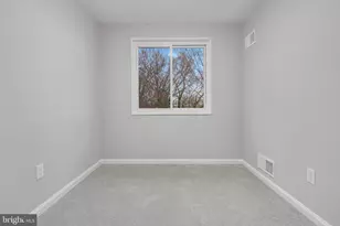 5005 Roseld Ct, Oxon Hill, MD 20745 - Photo 16