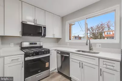 5005 Roseld Court, Oxon Hill, MD 20745 - Photo 2