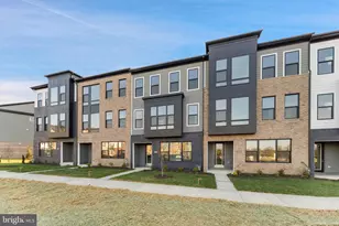 125 Smt Pt Blvd, Bowie, MD 20716 - Photo 1