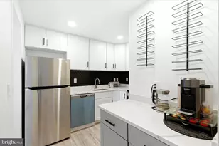 16 Daimler Dr, Capitol Heights, MD 20743 - Photo 4