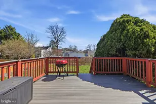 9501 49th Pl, College Park, MD 20740 - Photo 12