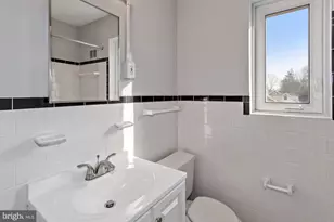 4417 34th St, Brentwood, MD 20722 - Photo 16