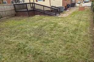 4906 Winthrop St, Oxon Hill, MD 20745 - Photo 2