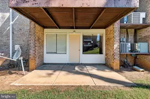 554 Wilson Bridge Dr, Oxon Hill, MD 20745 - Photo 20