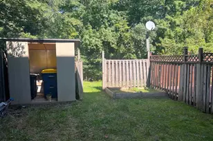 2819 Mueserbush Ct, Lanham, MD 20706 - Photo 24