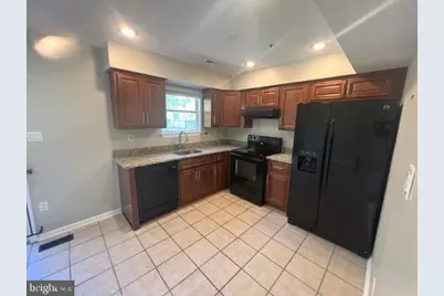 2819 Mueserbush Court, Lanham, MD 20706 - Photo 6