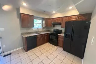 2819 Mueserbush Ct, Lanham, MD 20706 - Photo 6