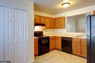 525 Red Coat Pl, Fort Washington, MD 20744 - Photo 4