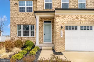 904 Midbrook Ln Ln, Bowie, MD 20716 - Photo 2