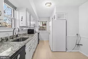 2502 Hughes Rd, Hyattsville, MD 20783 - Photo 12