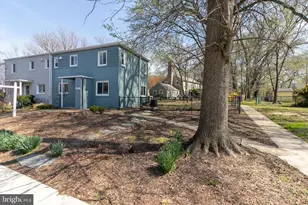 26 Ridge Rd, Greenbelt, MD 20770 - Photo 2