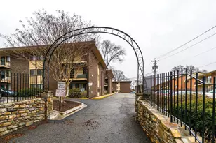 3930 Stone Gate Dr, Suitland, MD 20746 - Photo 14