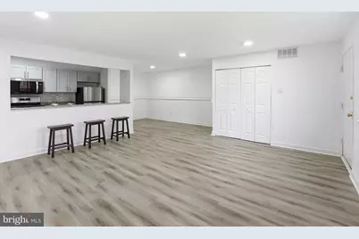 3930 Stone Gate Drive, Suitland, MD 20746 - Photo 4