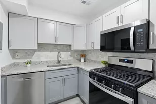 3930 Stone Gate Dr, Suitland, MD 20746 - Photo 2