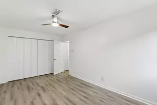 3930 Stone Gate Dr, Suitland, MD 20746 - Photo 10