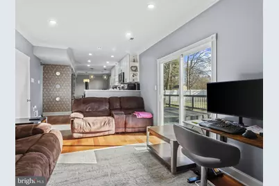 9306 Foxcroft Avenue, Clinton, MD 20735 - Photo 10