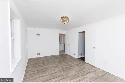 9409 Croom Acres Drive, Upper Marlboro, MD 20772 - Photo 6