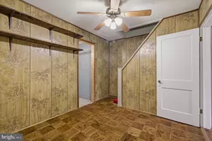 7726 Emerson Rd, Hyattsville, MD 20784 - Photo 32