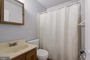 7726 Emerson Rd, Hyattsville, MD 20784 - Photo 30