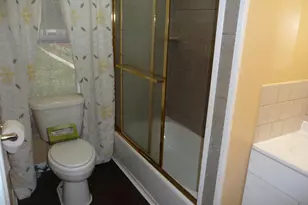 2619 Brooks Dr, Suitland, MD 20746 - Photo 18