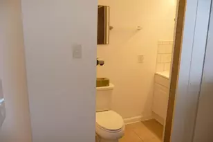 2619 Brooks Dr, Suitland, MD 20746 - Photo 12