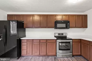 4930 Wealding Way, Oxon Hill, MD 20745 - Photo 10