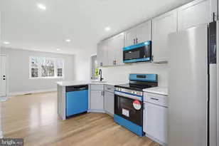 6702 Keystone Manor Dr, District Heights, MD 20747 - Photo 10