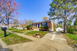 6702 Keystone Manor Dr, District Heights, MD 20747 - Photo 4