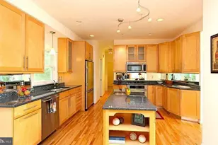 713 Bonnie Meadow Ln, Fort Washington, MD 20744 - Photo 2