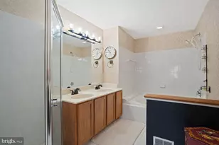 6751 Village Park Dr, Greenbelt, MD 20770 - Photo 10