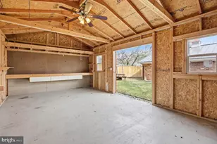 16100 Malcolm Dr, Laurel, MD 20707 - Photo 54