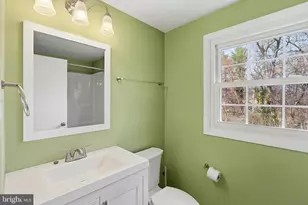 4018 Wakefield Ln, Bowie, MD 20715 - Photo 16