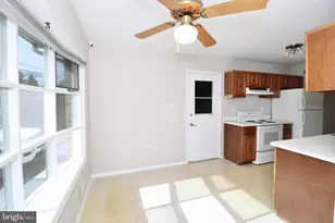 6502 Old Sandy Spring Rd, Laurel, MD 20707 - Photo 4