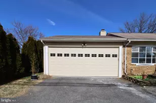 6502 Old Sandy Spring Rd, Laurel, MD 20707 - Photo 2