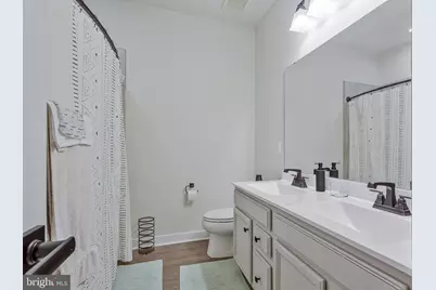 10910 Presidential Parkway, Upper Marlboro, MD 20772 - Photo 22