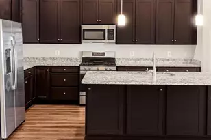 9637 Block St, Lanham, MD 20706 - Photo 2