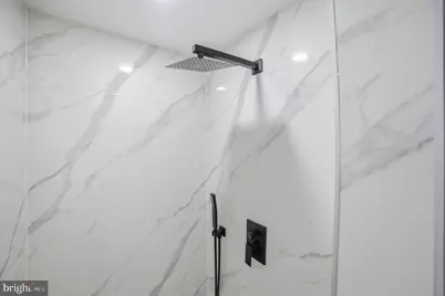 5001 Barto Avenue, Suitland, MD 20746 - Photo 14