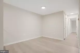 7804 Hanover Pkwy, Greenbelt, MD 20770 - Photo 6