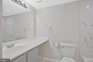 7804 Hanover Pkwy, Greenbelt, MD 20770 - Photo 14